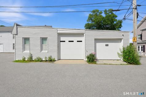 34 Clifton Avenue Ansonia CT 06401
