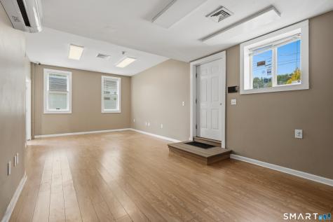 34 Clifton Avenue Ansonia CT 06401