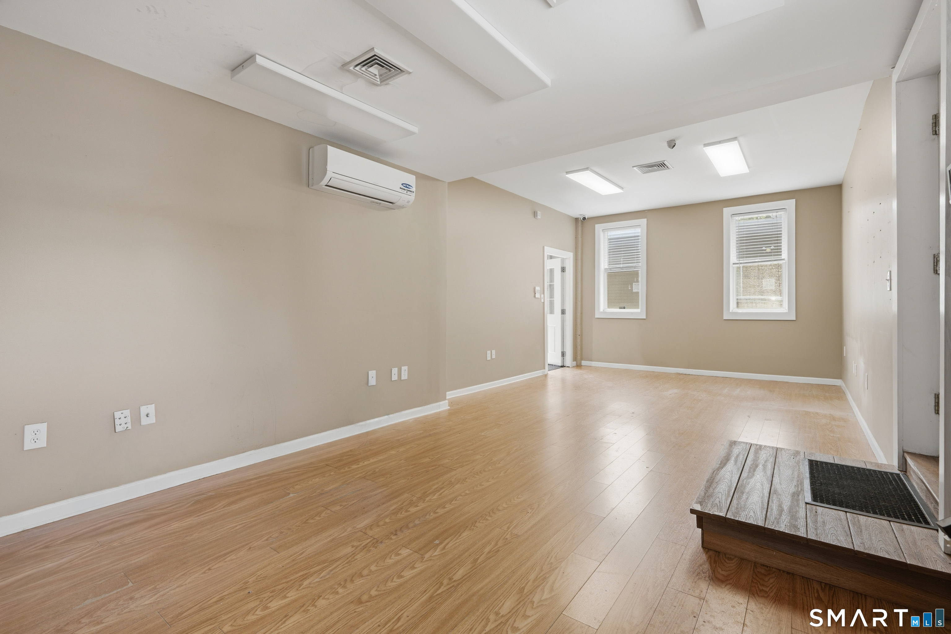 34 Clifton Avenue Ansonia CT 06401