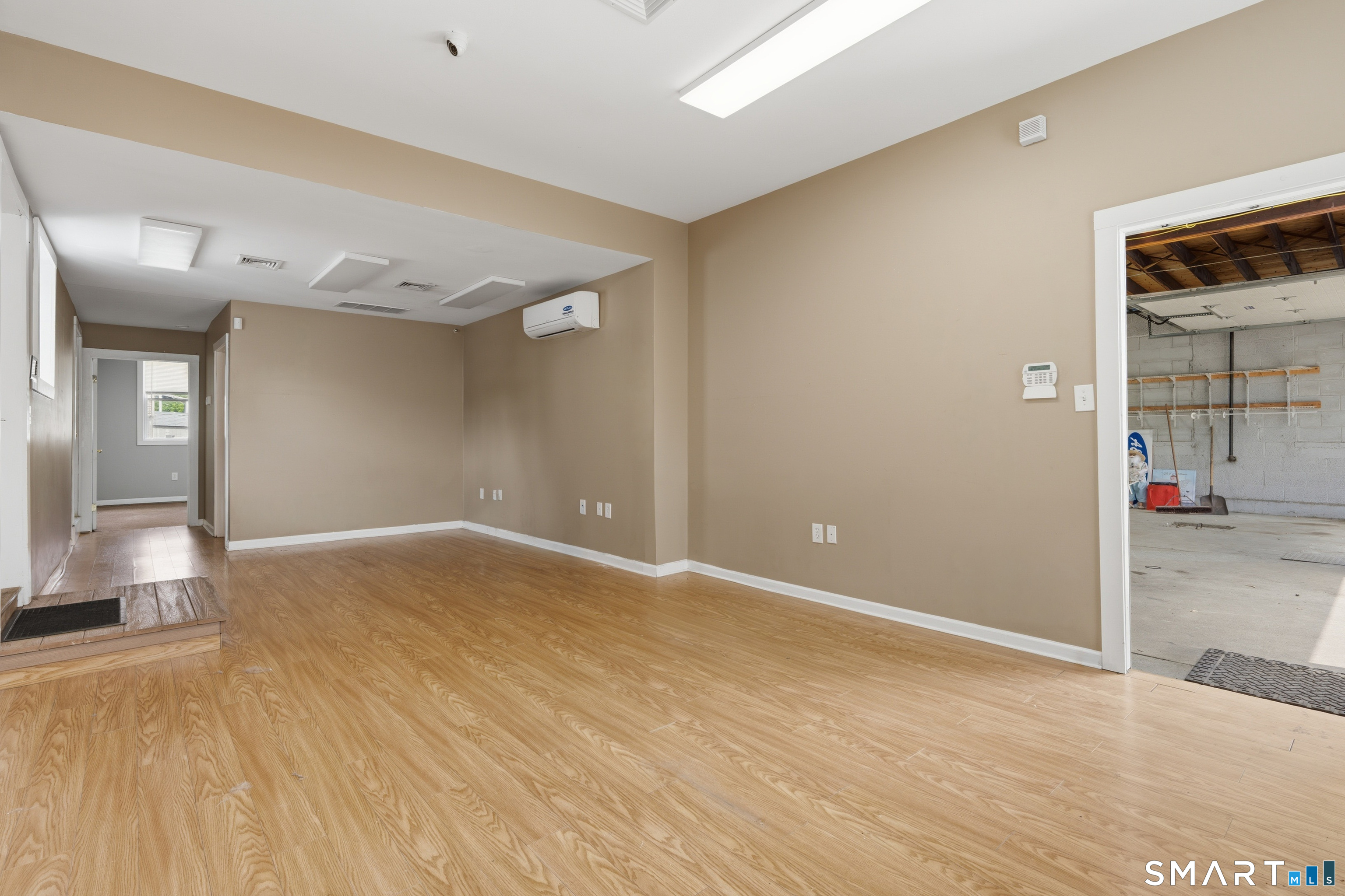 34 Clifton Avenue Ansonia CT 06401