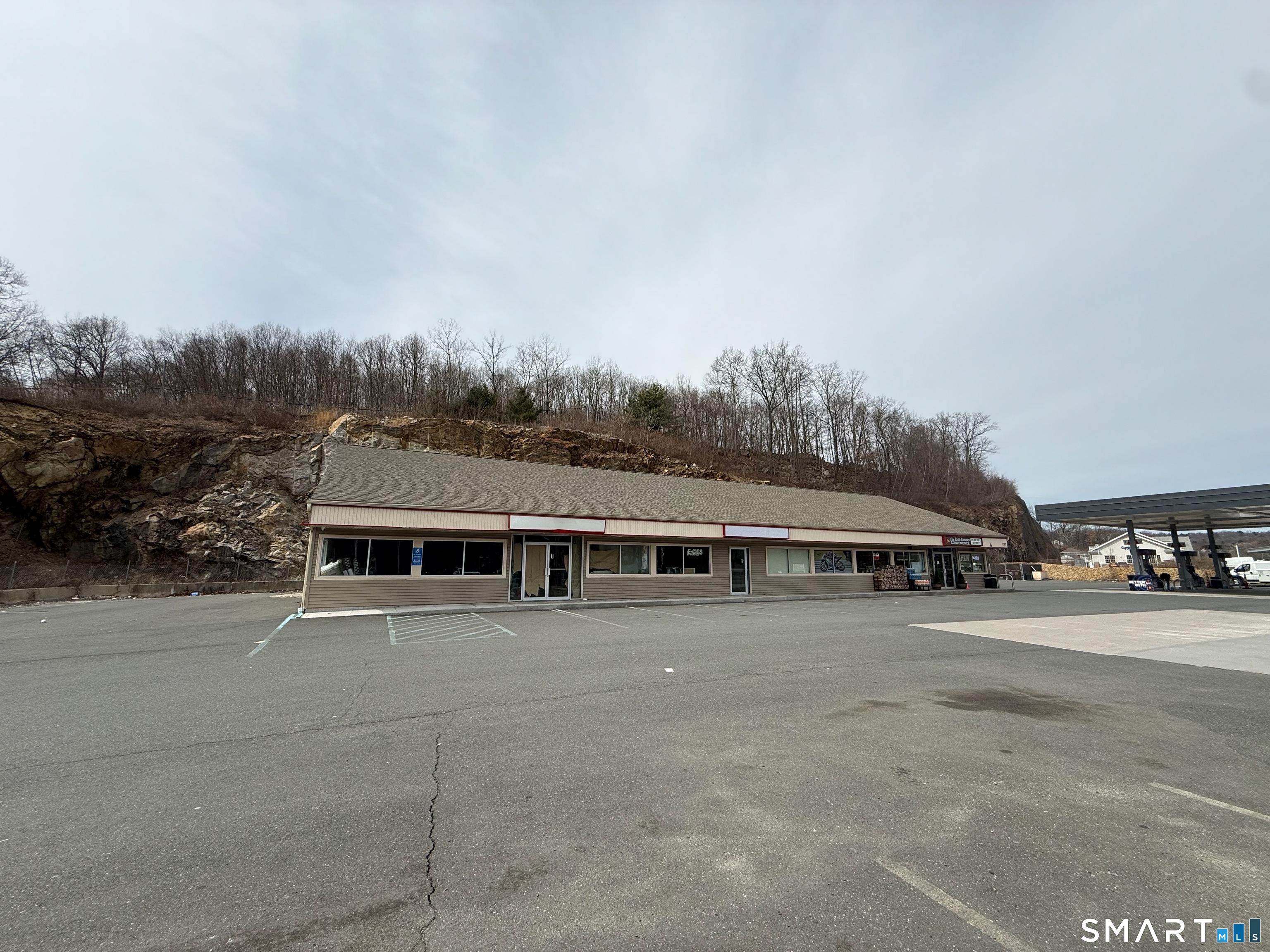 1387 Watertown Avenue Waterbury CT 06708