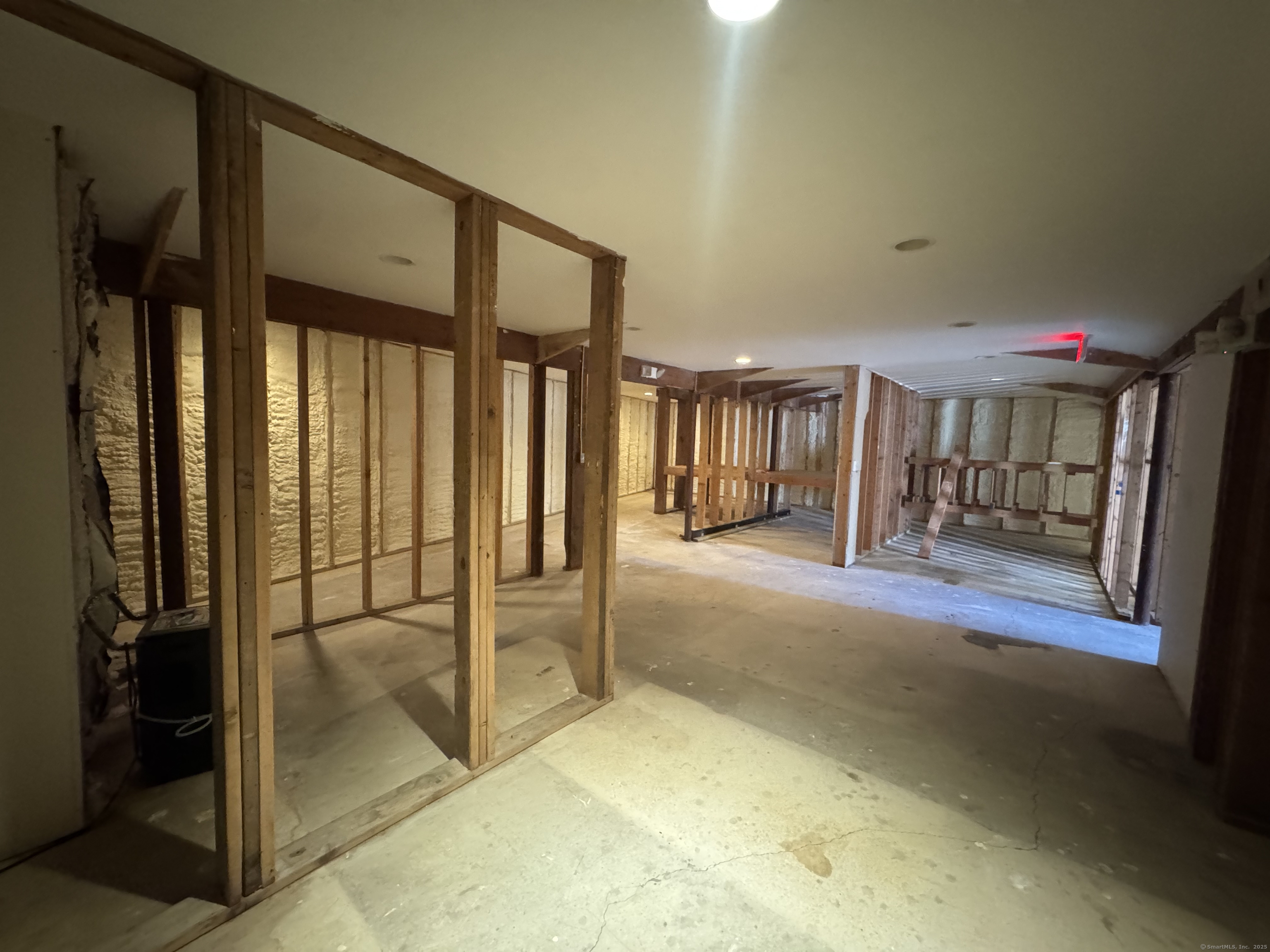 27-B West Main Street Clinton CT 06413