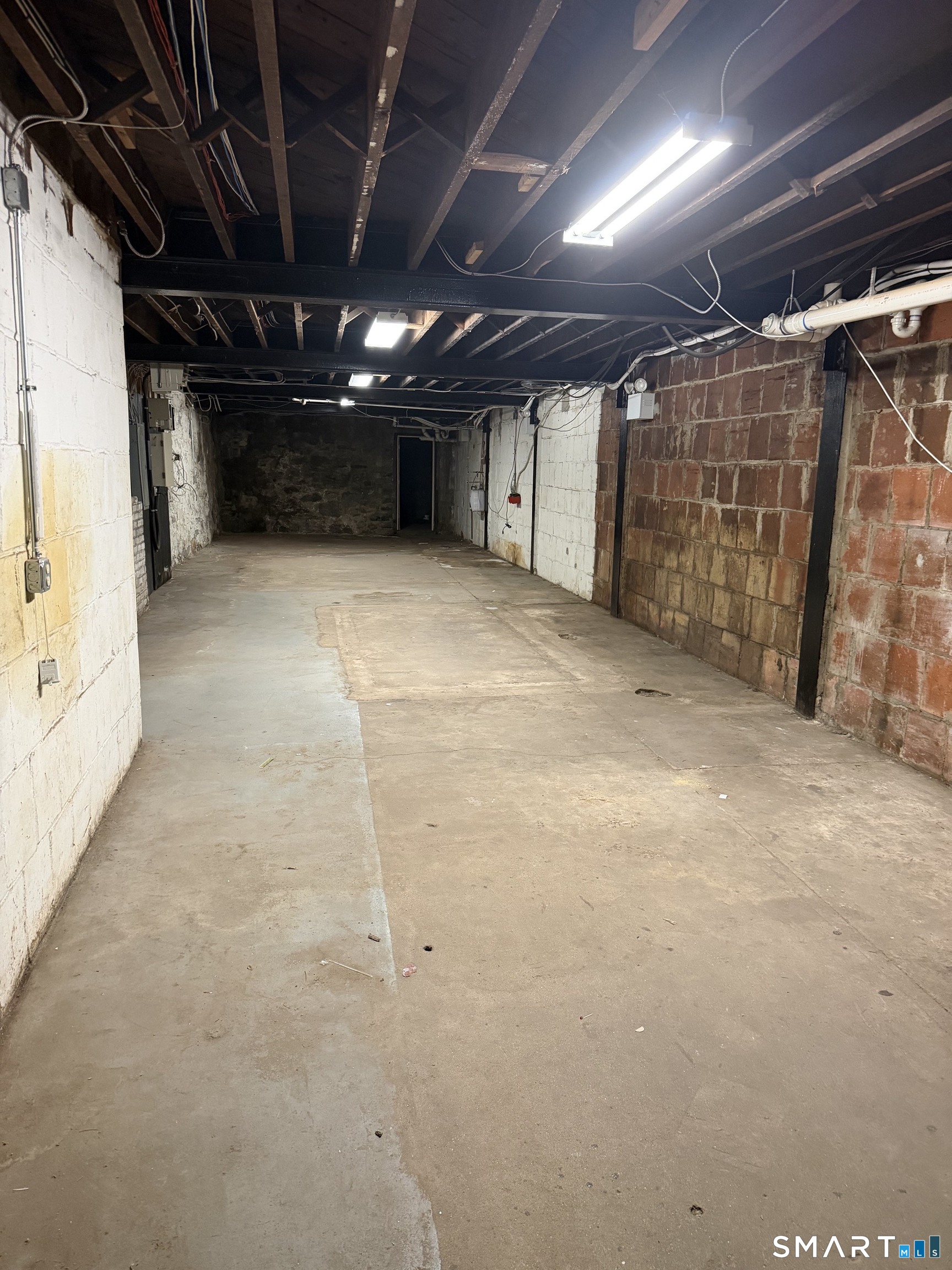 153 Bank Street New London CT 06320