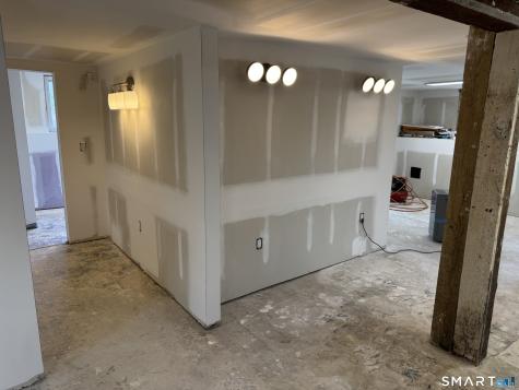 569 Rubber Avenue Naugatuck CT 06770