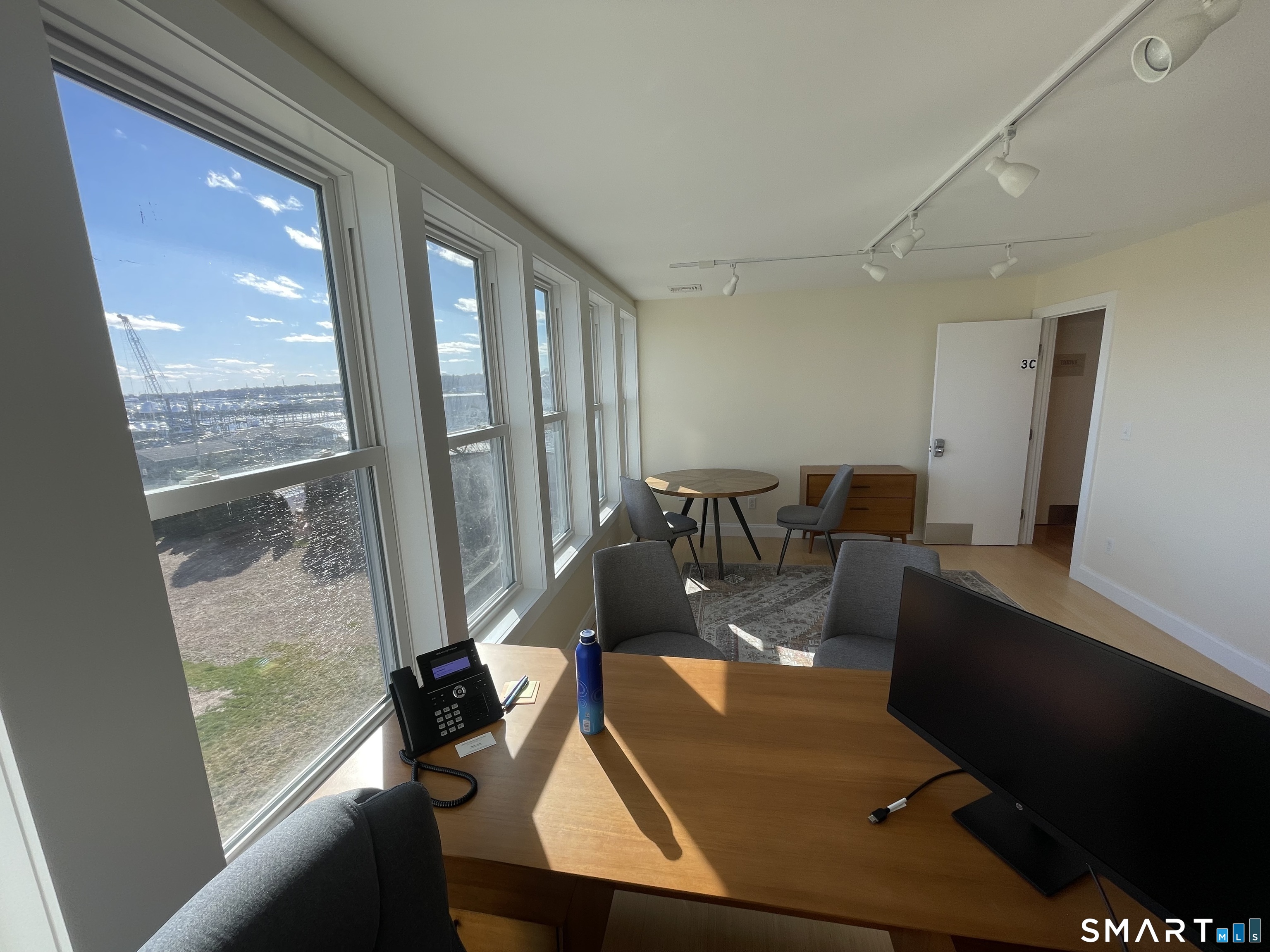 4 Broadway Avenue Extension Stonington CT 06355