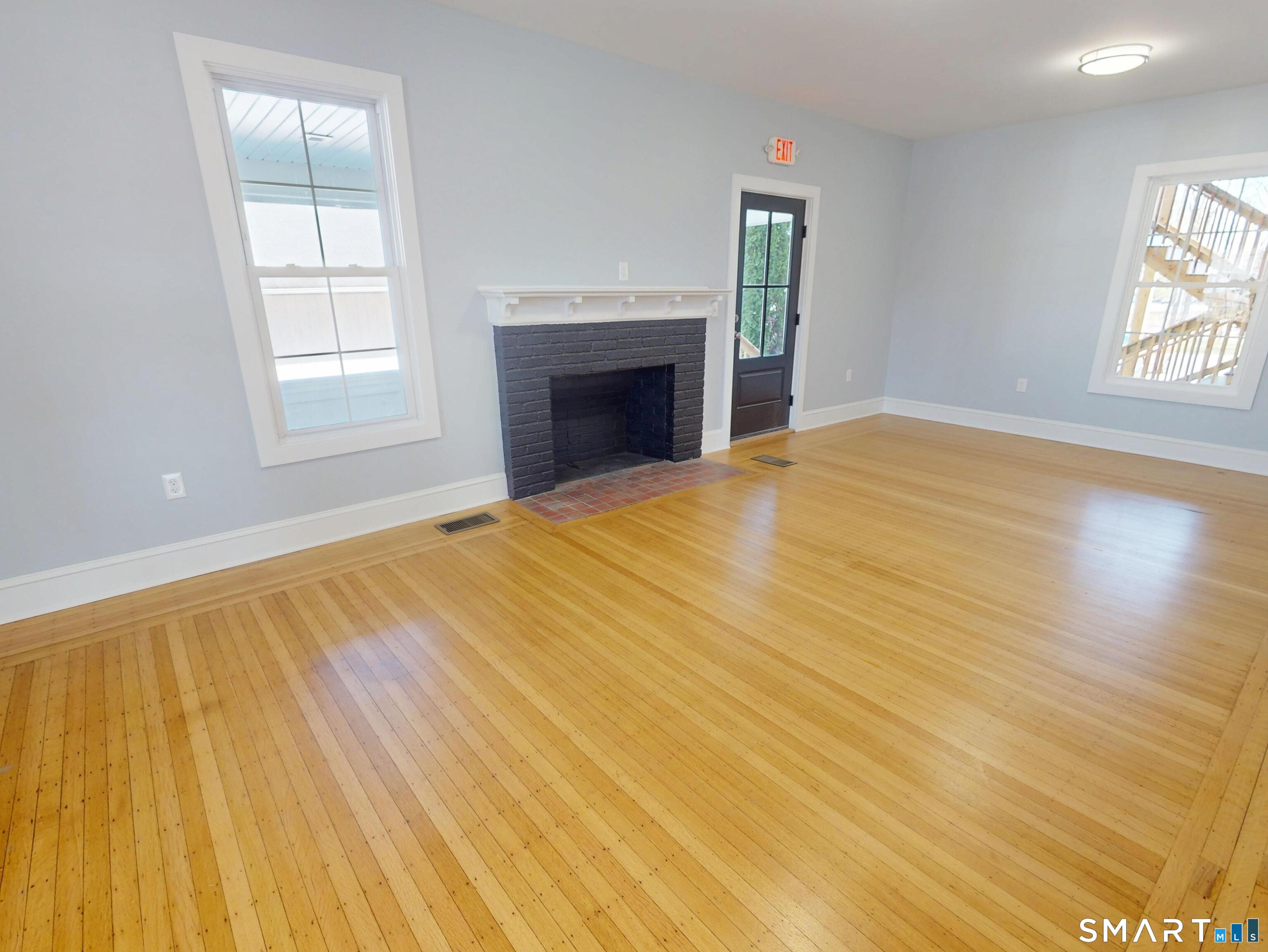 132 Boston Post Road East Lyme CT 06333