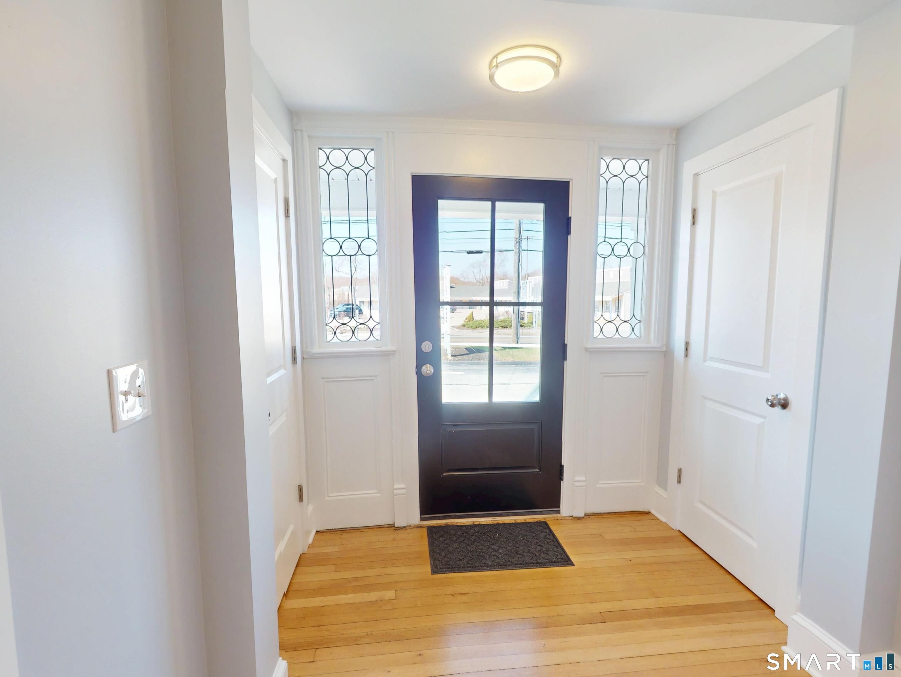 132 Boston Post Road East Lyme CT 06333