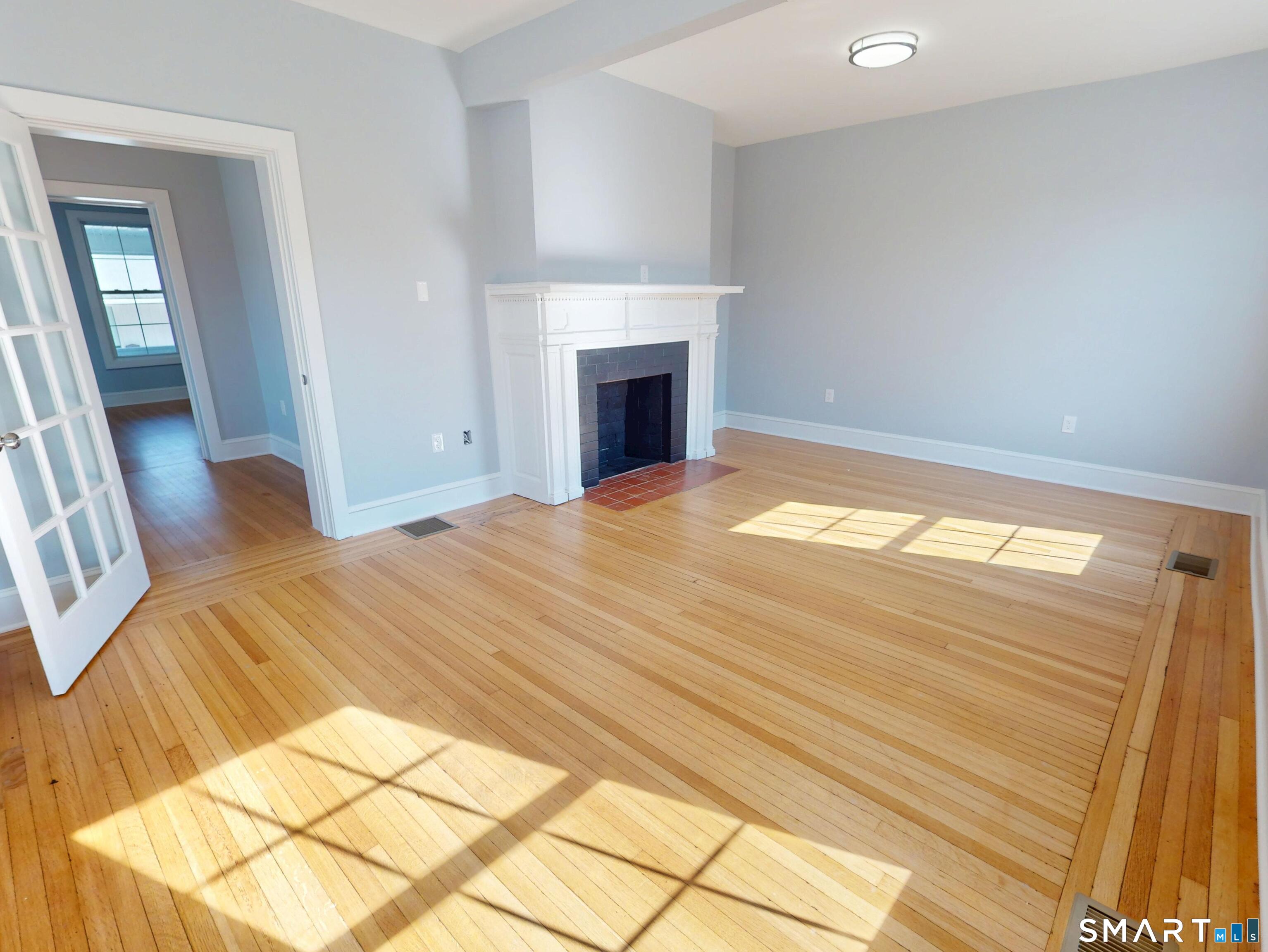 132 Boston Post Road East Lyme CT 06333