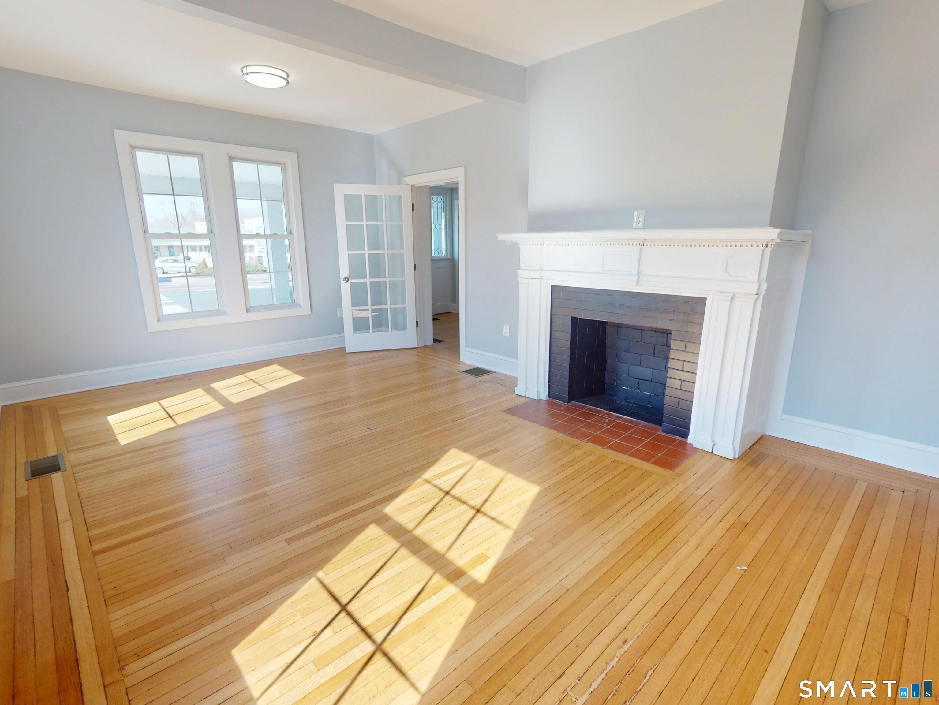 132 Boston Post Road East Lyme CT 06333