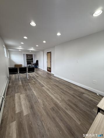 E Main Street Meriden CT 06450