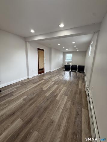 E Main Street Meriden CT 06450