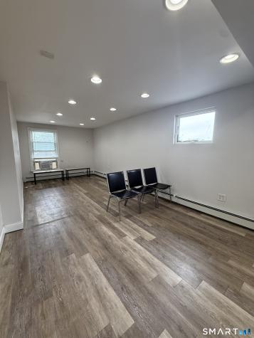 E Main Street Meriden CT 06450