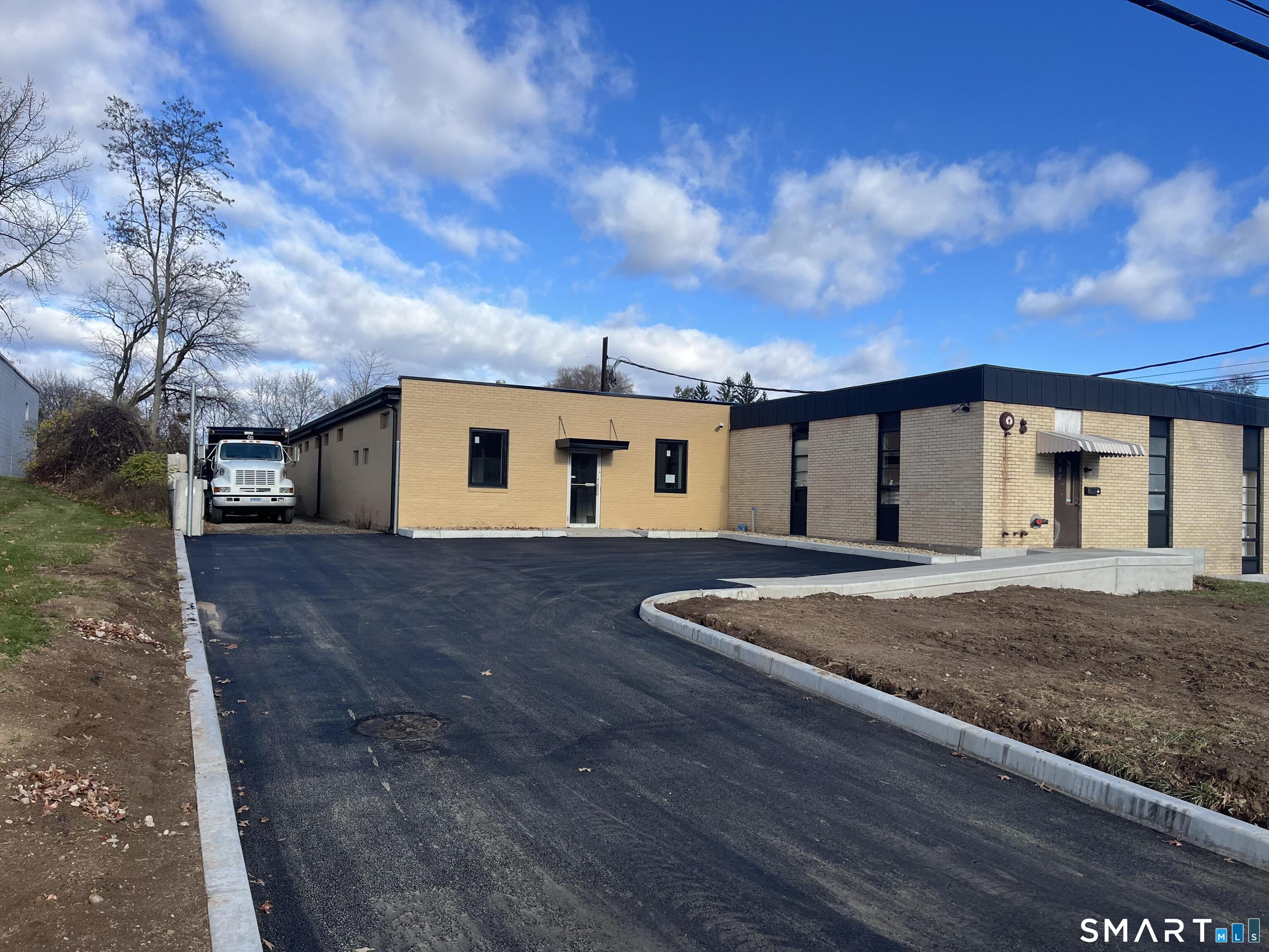 739 North Mountain Road Newington CT 06117