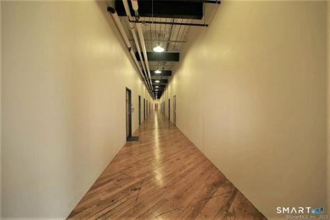 642 Hilliard Street Manchester CT 06042