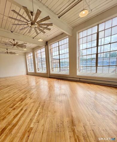 642 Hilliard Street Manchester CT 06042