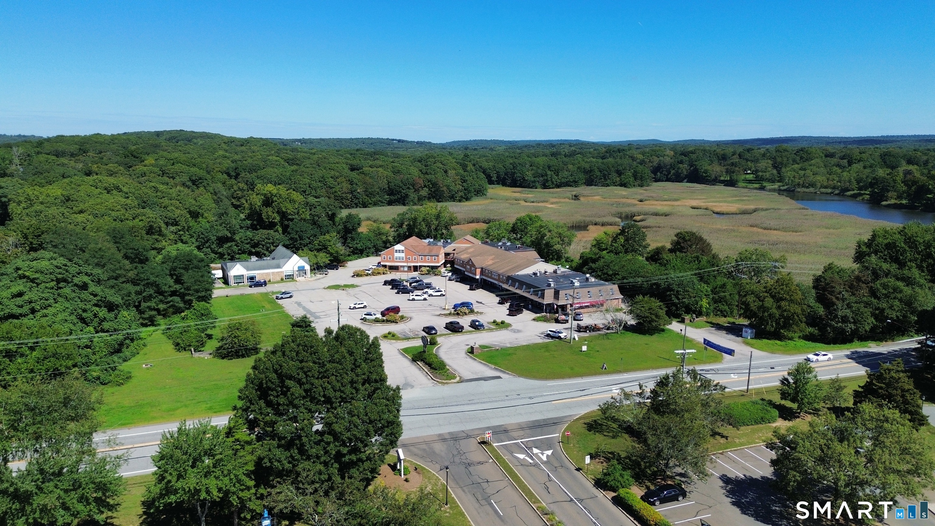 19 Halls Road Old Lyme CT 06371