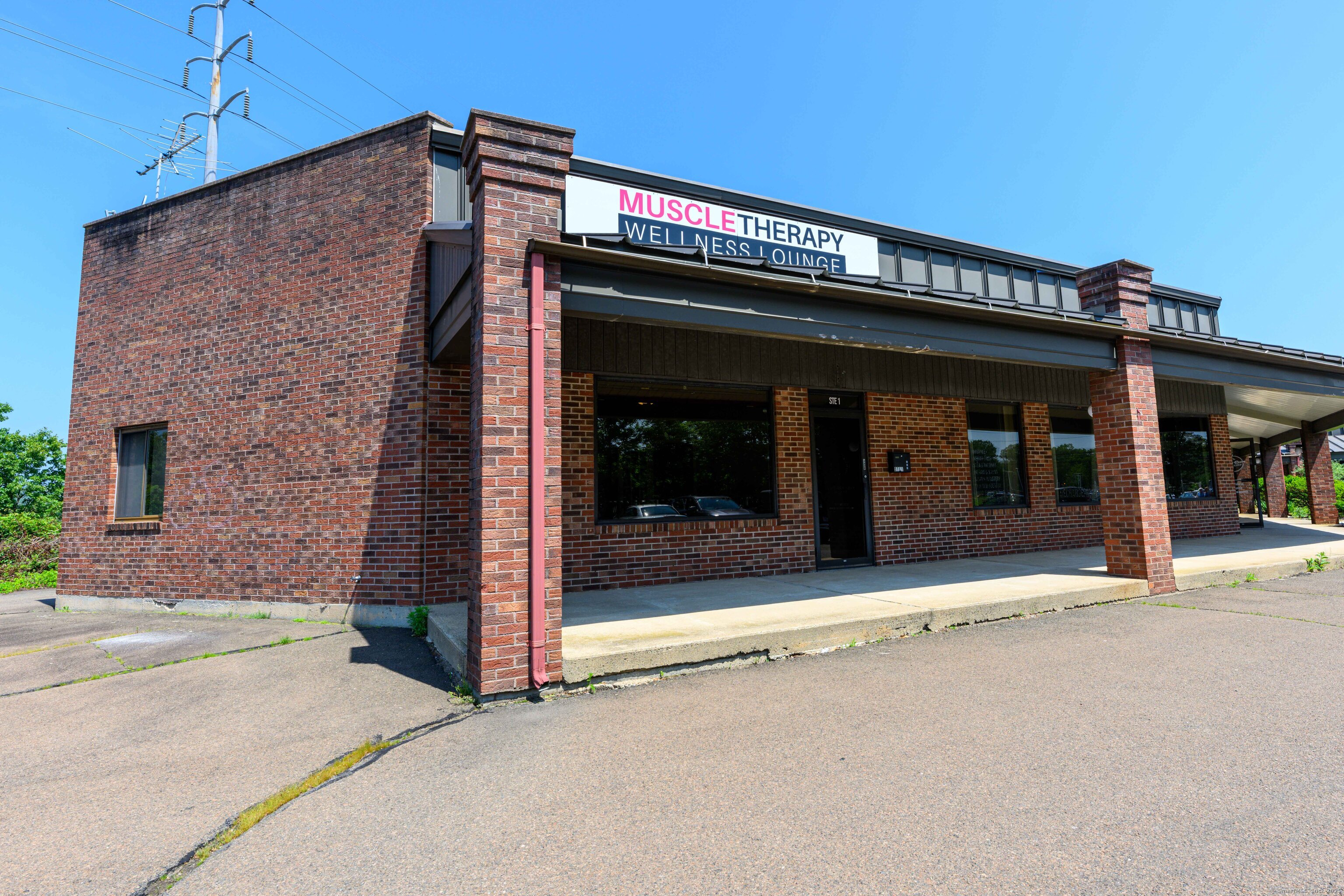 565 Washington Avenue North Haven CT 06473