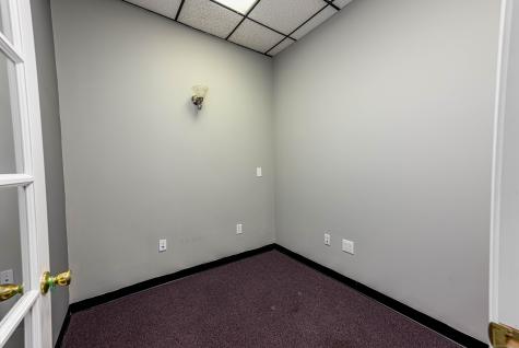 565 Washington Avenue North Haven CT 06473