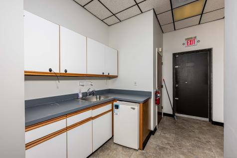 565 Washington Avenue North Haven CT 06473