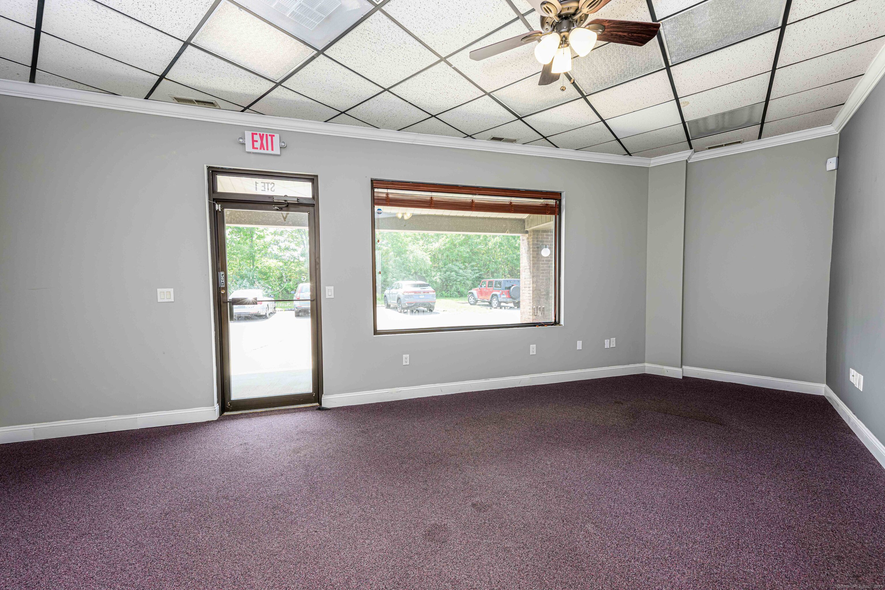 565 Washington Avenue North Haven CT 06473