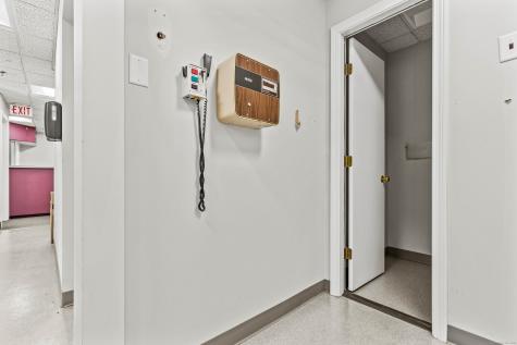 256 Boston Post Road Waterford CT 06385