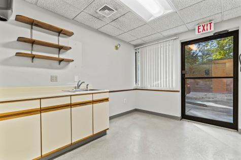 256 Boston Post Road Waterford CT 06385