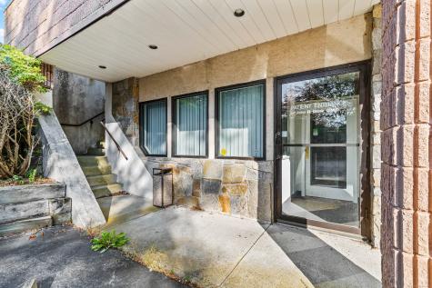 256 Boston Post Road Waterford CT 06385