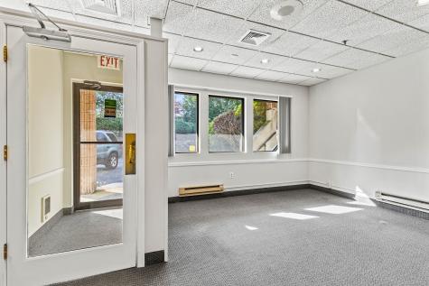 256 Boston Post Road Waterford CT 06385