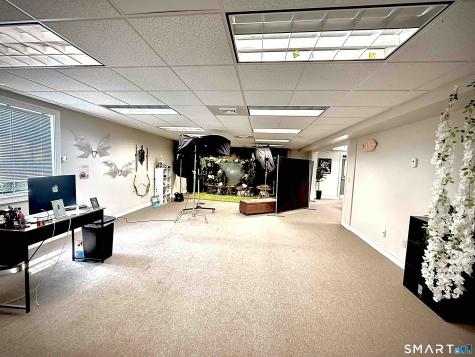 3074 Whitney Avenue Hamden CT 06518