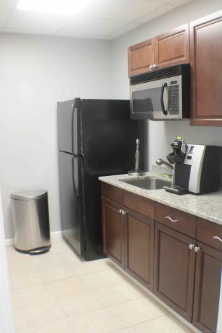 15 Maiden Lane North Haven CT 06473