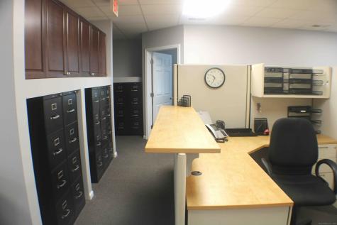 15 Maiden Lane North Haven CT 06473