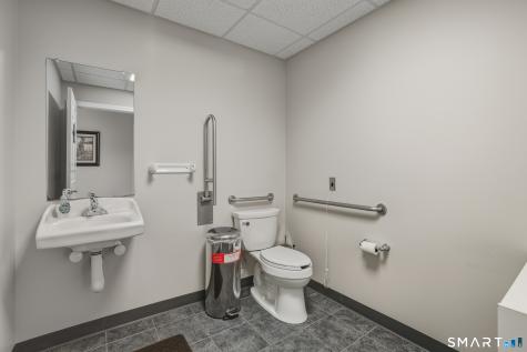 2346 Boston Post Road Guilford CT 06437