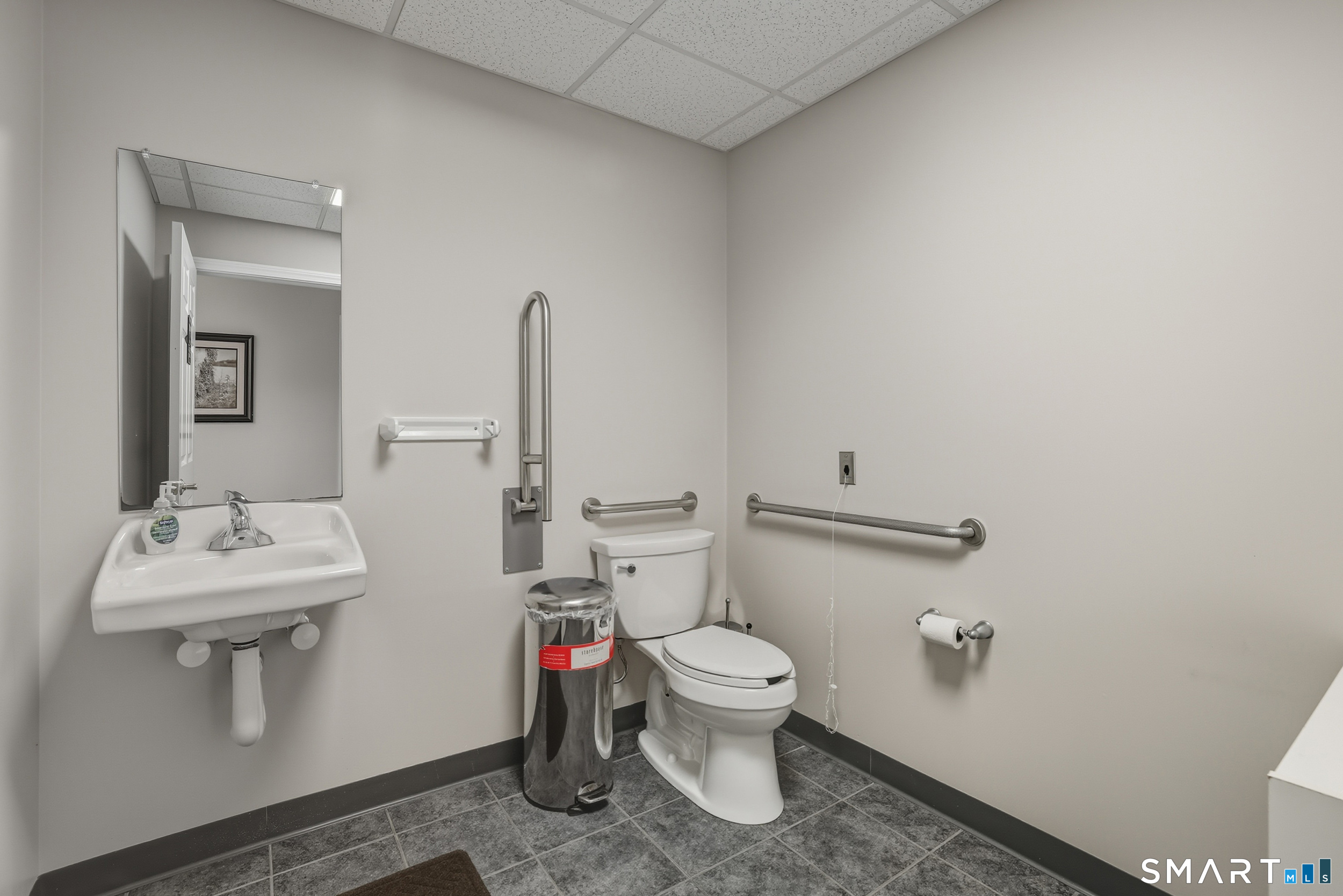 2346 Boston Post Road Guilford CT 06437