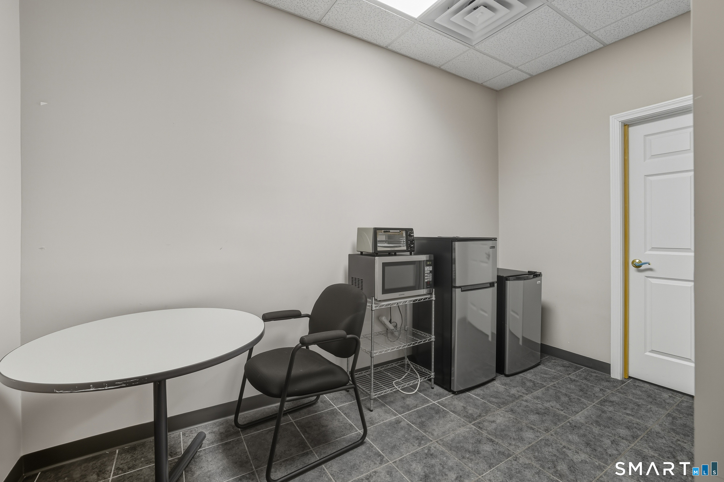 2346 Boston Post Road Guilford CT 06437
