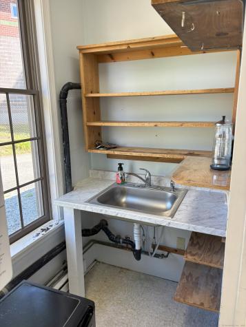 171 Main Street Deep River CT 06417