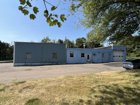 644 Amity Road Bethany CT 06524