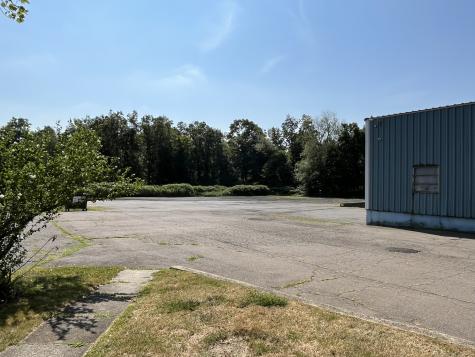 644 Amity Road Bethany CT 06524