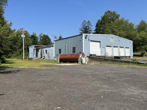 644 Amity Road Bethany CT 06524