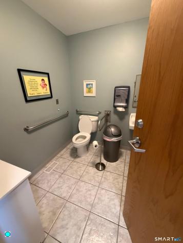 30 Washington Avenue North Haven CT 06473