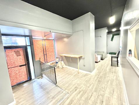81 Bank Street Waterbury CT 06702