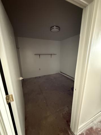 6 Riverside Drive Ansonia CT 06401
