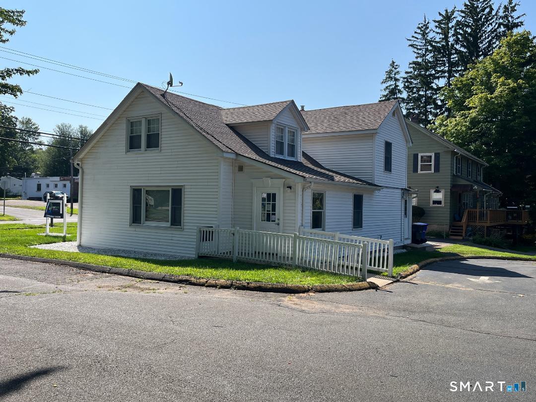 38 West Road Ellington CT 06029