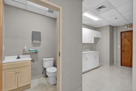 465 Silas Deane Highway Wethersfield CT 06109