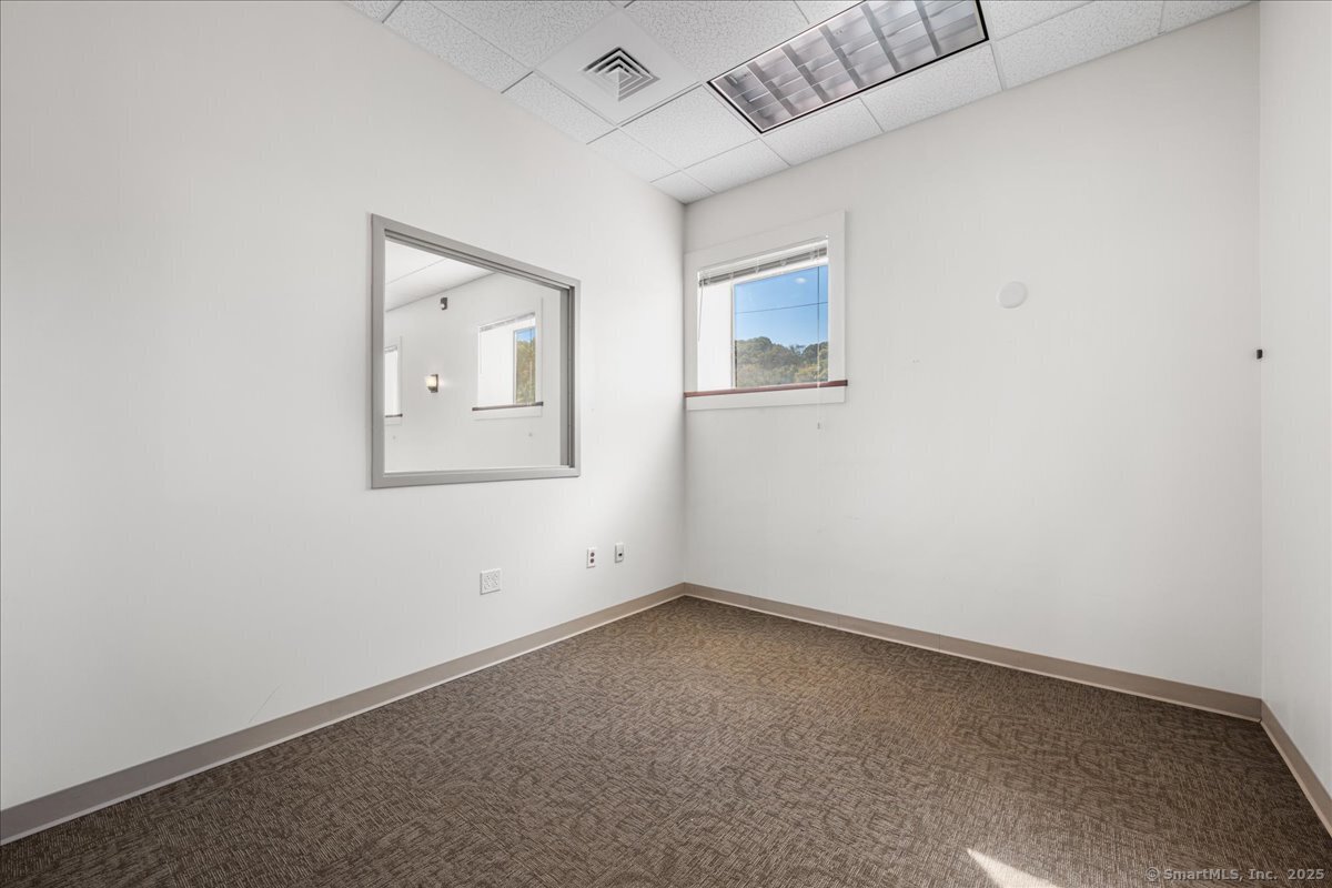 10 Railroad Avenue Norwich CT 06360