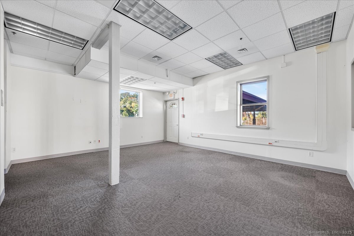 10 Railroad Avenue Norwich CT 06360