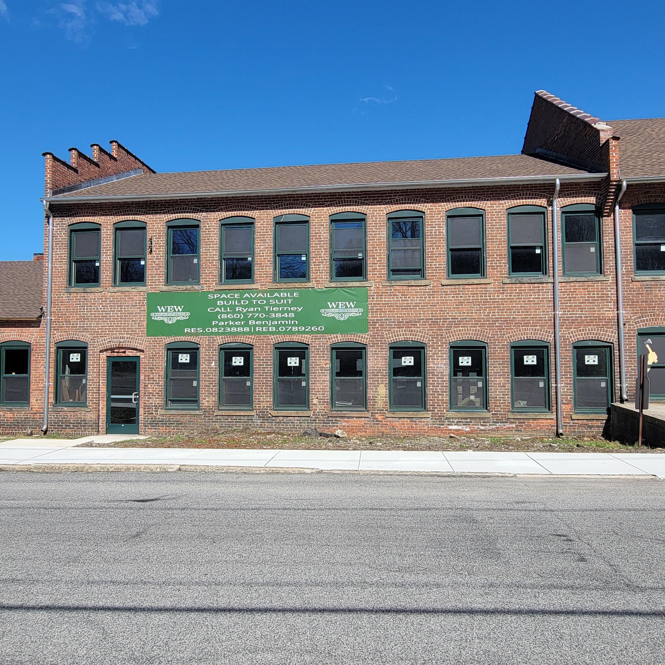 32 Lake Street Winchester CT 06098