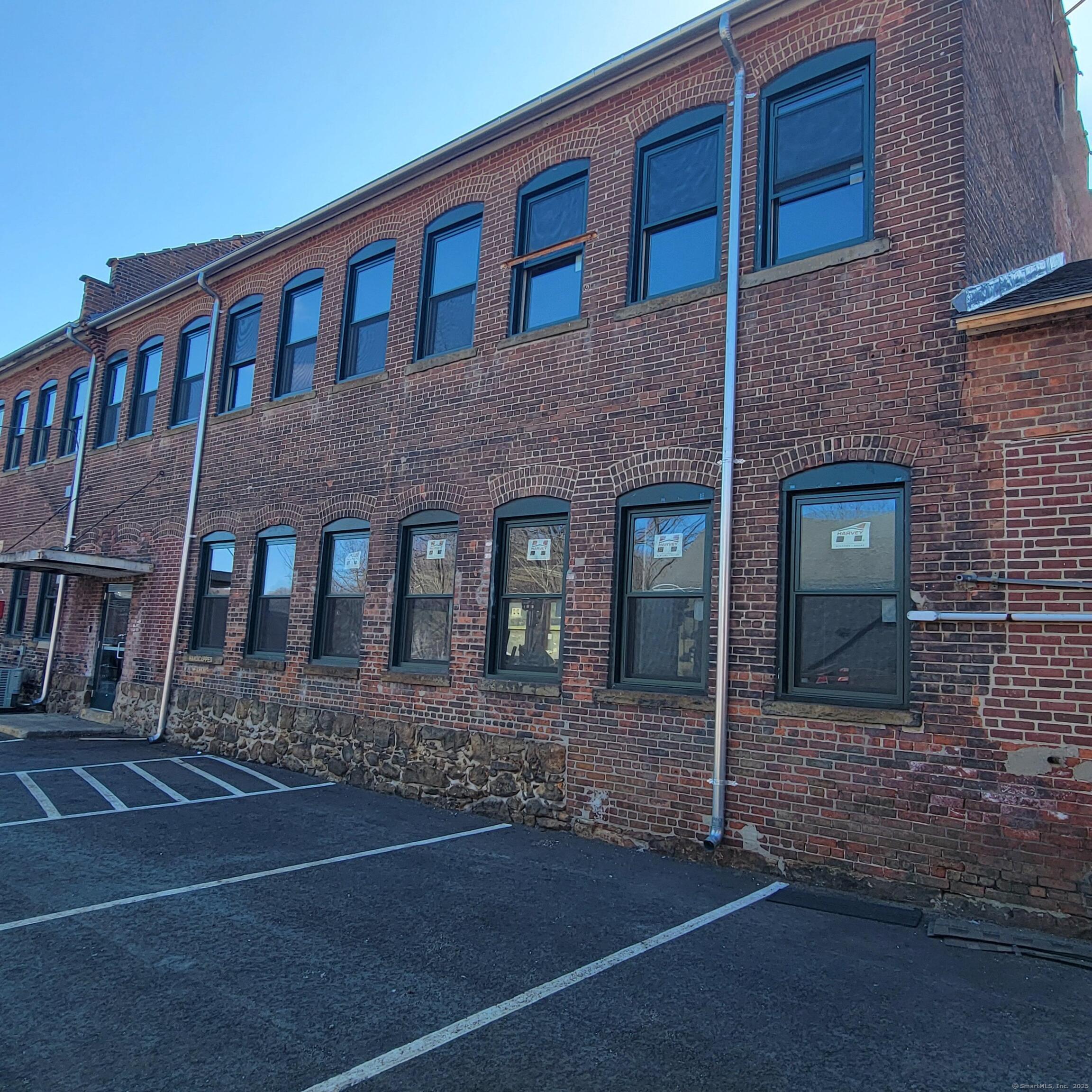 32 Lake Street Winchester CT 06098