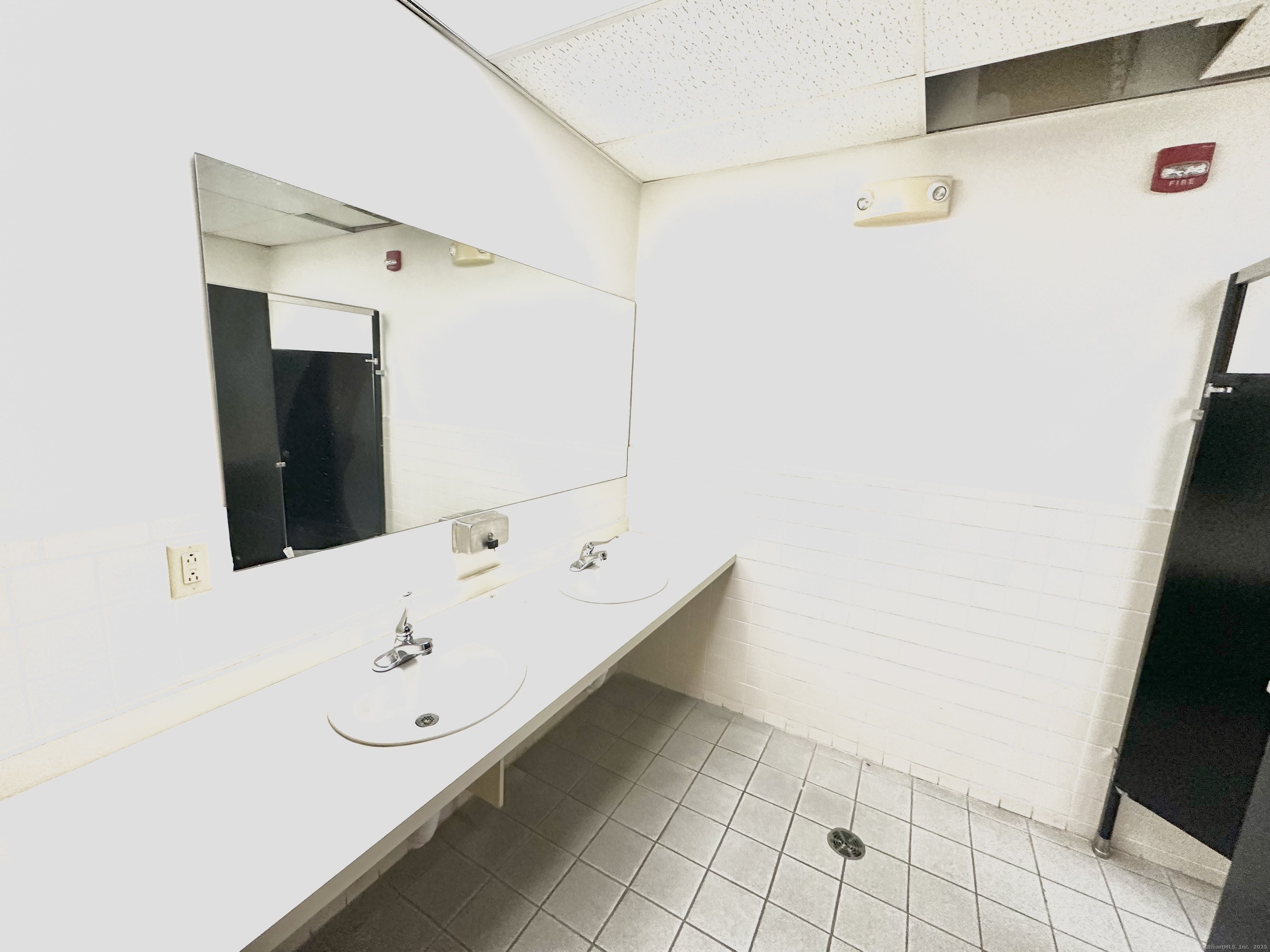 20 South Elm Street Waterbury CT 06706