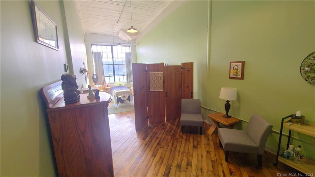 642 Hilliard Street Manchester CT 06042