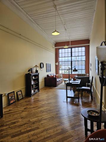 642 Hilliard Street Manchester CT 06042